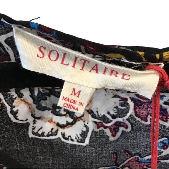 Solitaire Blouse - Picture 4 of 8